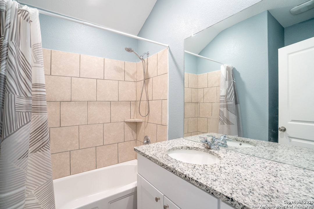 10711 Hernando Converse TX 78109