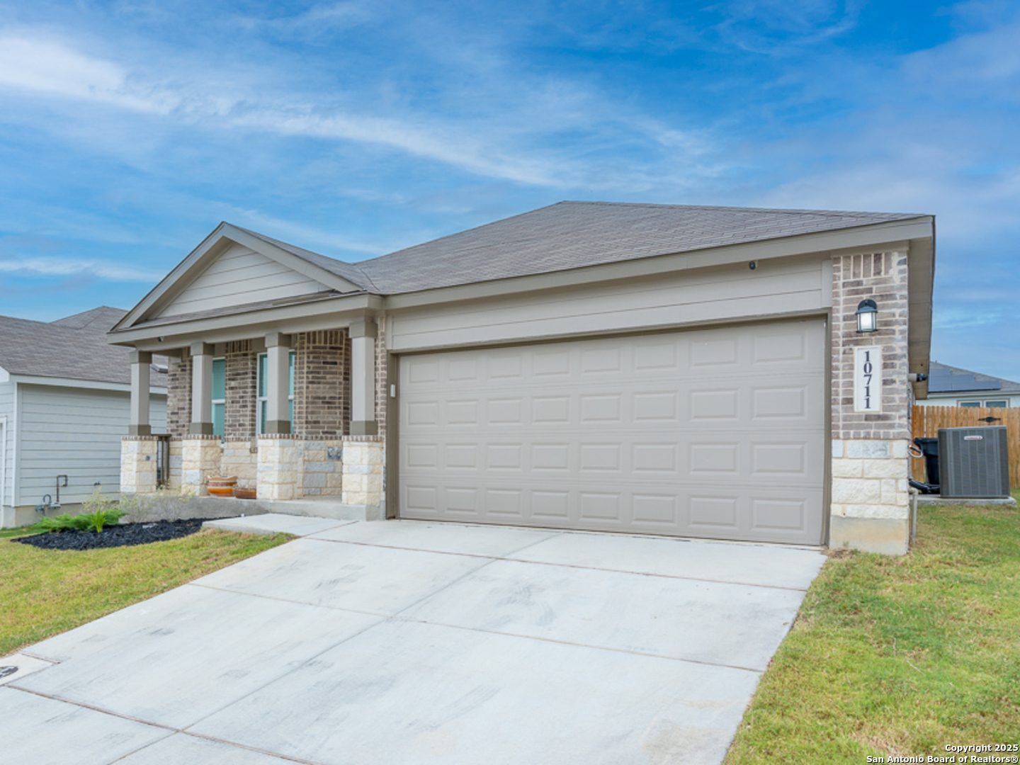 10711 Hernando Converse TX 78109
