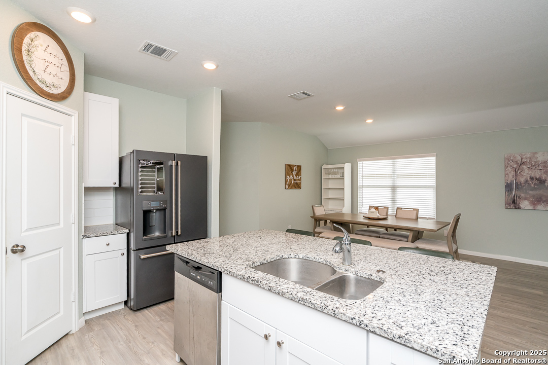 10711 Hernando Converse TX 78109