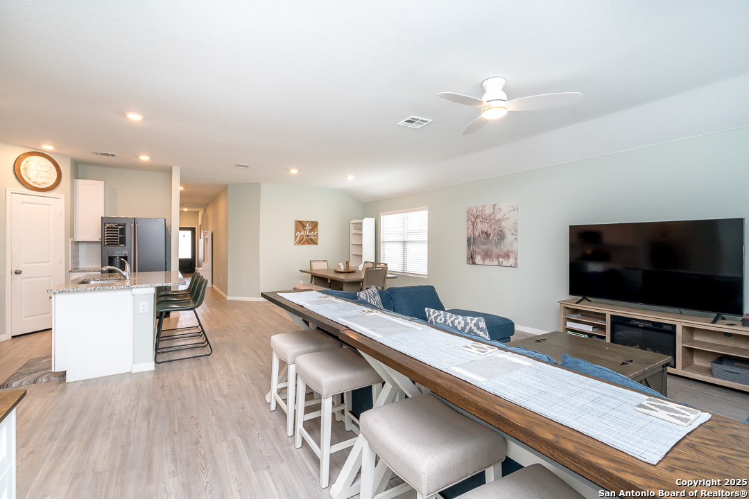 10711 Hernando Converse TX 78109