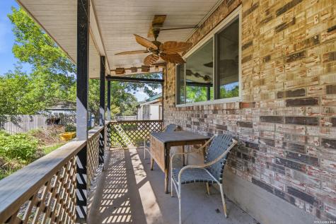 359 Lark Lane New Braunfels TX 78132