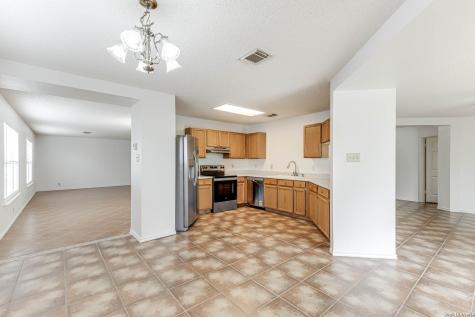 7039 Mary Todd San Antonio TX 78240
