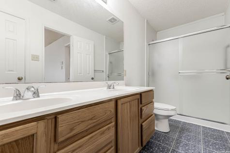 7039 Mary Todd San Antonio TX 78240