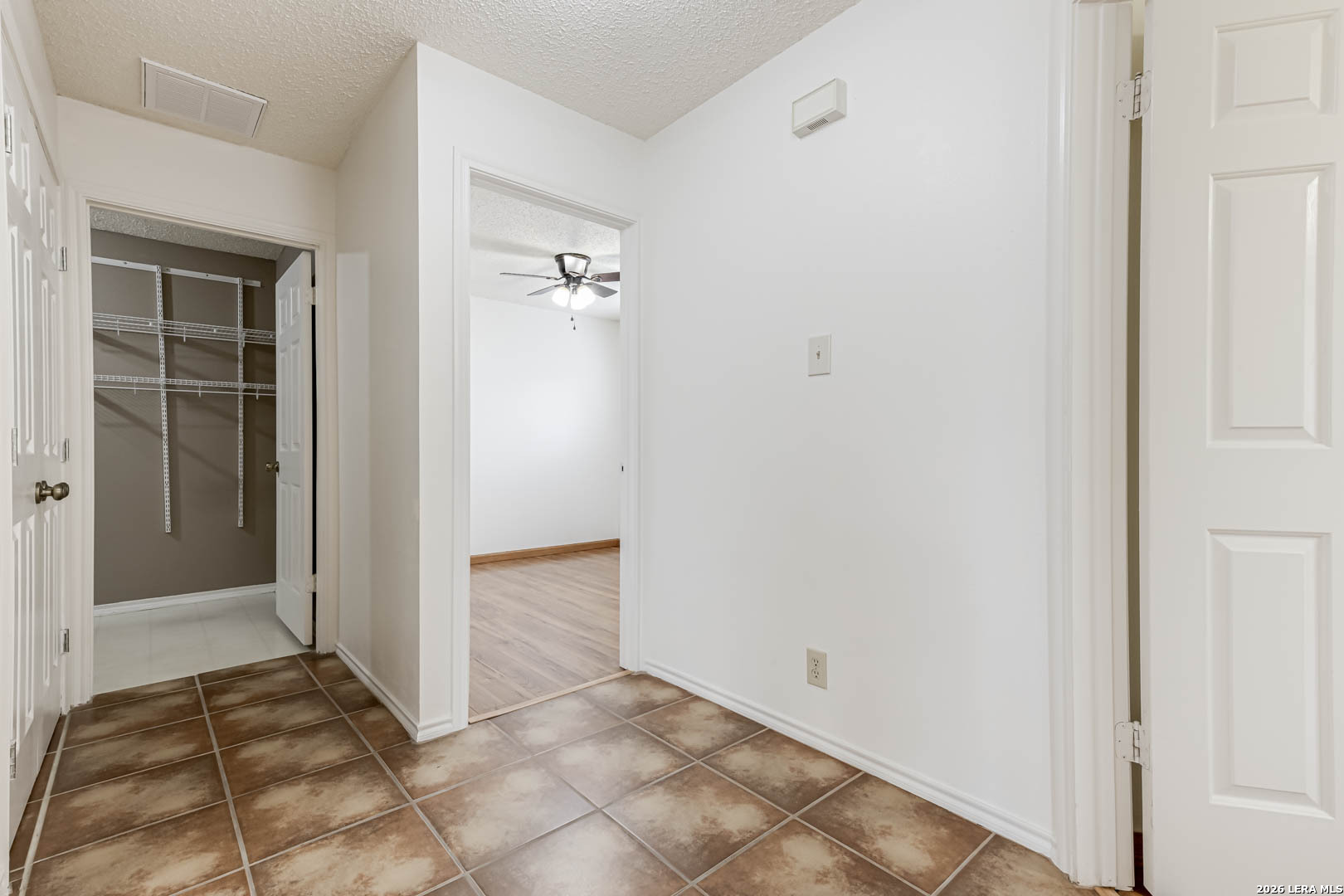 7039 Mary Todd San Antonio TX 78240