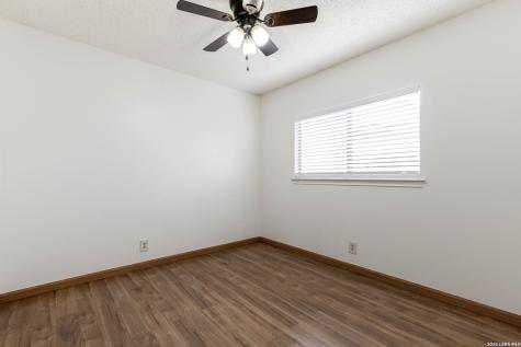 7039 Mary Todd San Antonio TX 78240