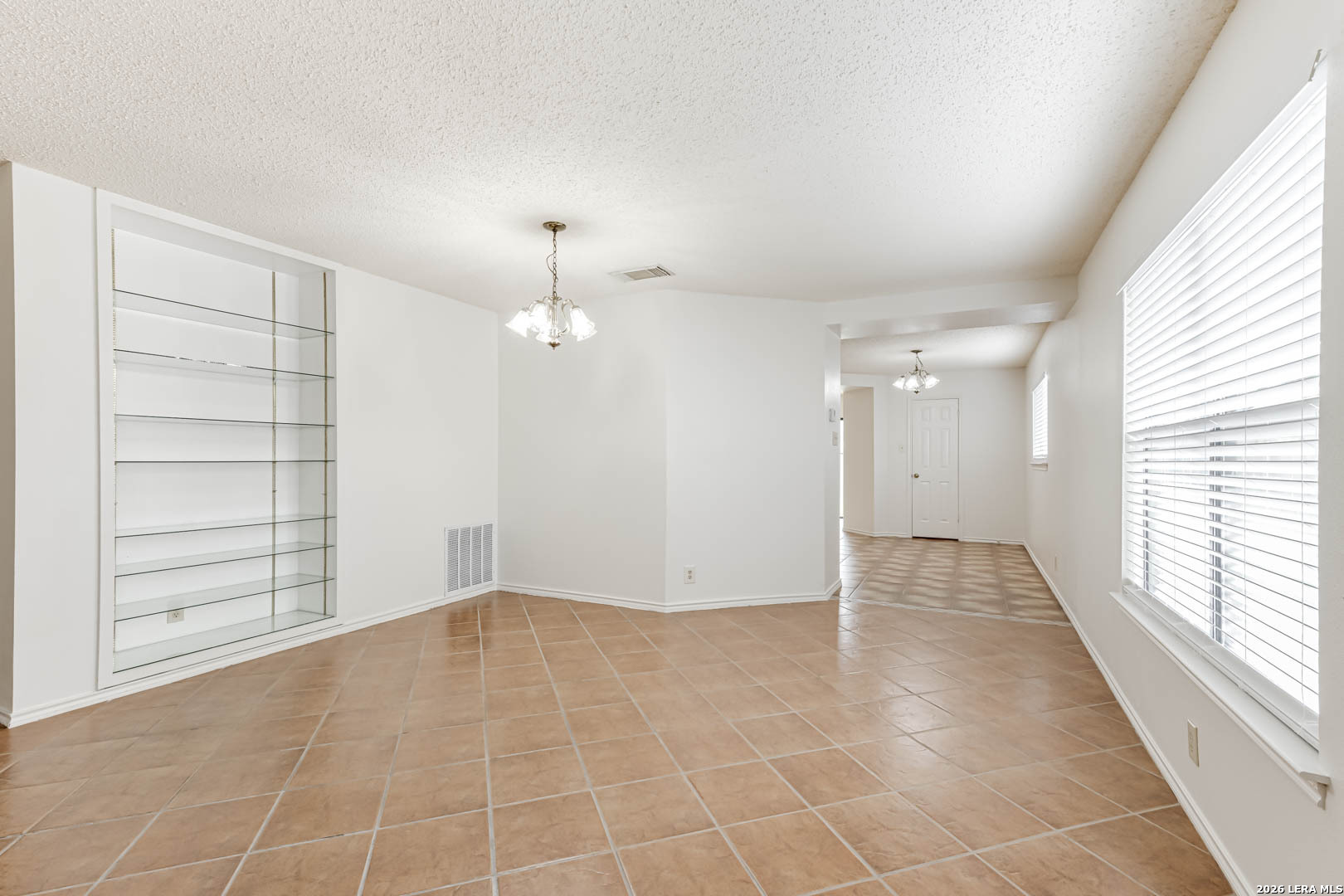 7039 Mary Todd San Antonio TX 78240
