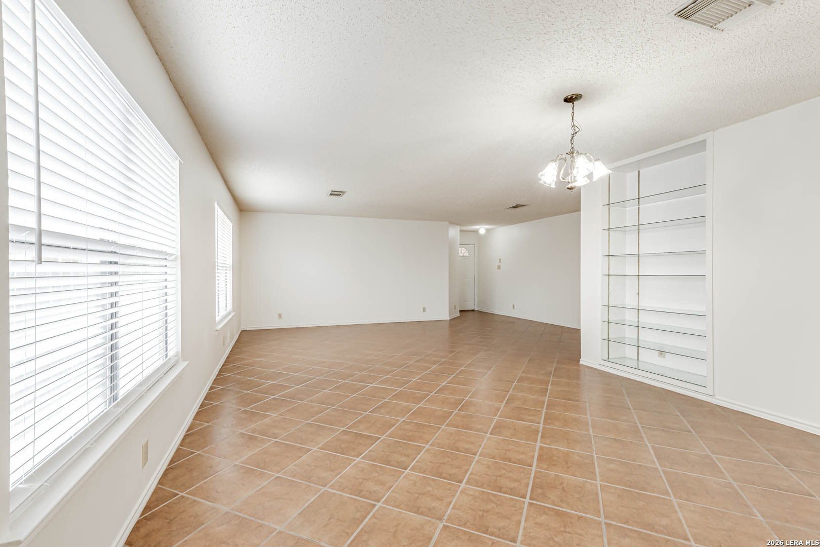 7039 Mary Todd San Antonio TX 78240