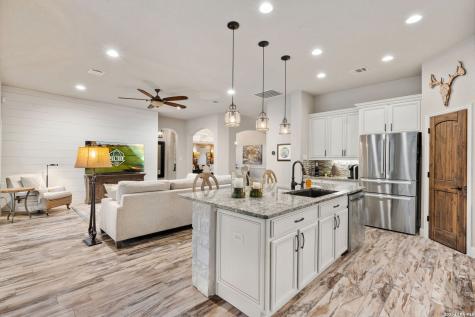 193 Autumn Ridge Boerne TX 78006