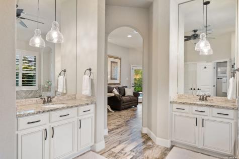 193 Autumn Ridge Boerne TX 78006