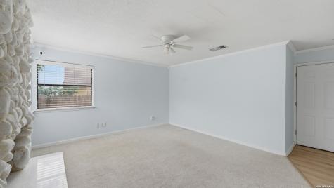 7214 Breeze Hollow San Antonio TX 78250