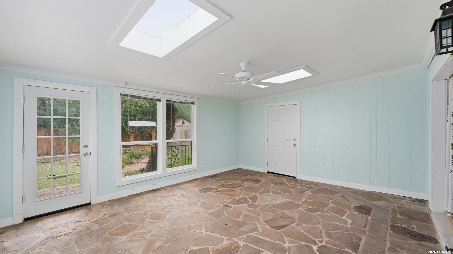 7214 Breeze Hollow San Antonio TX 78250