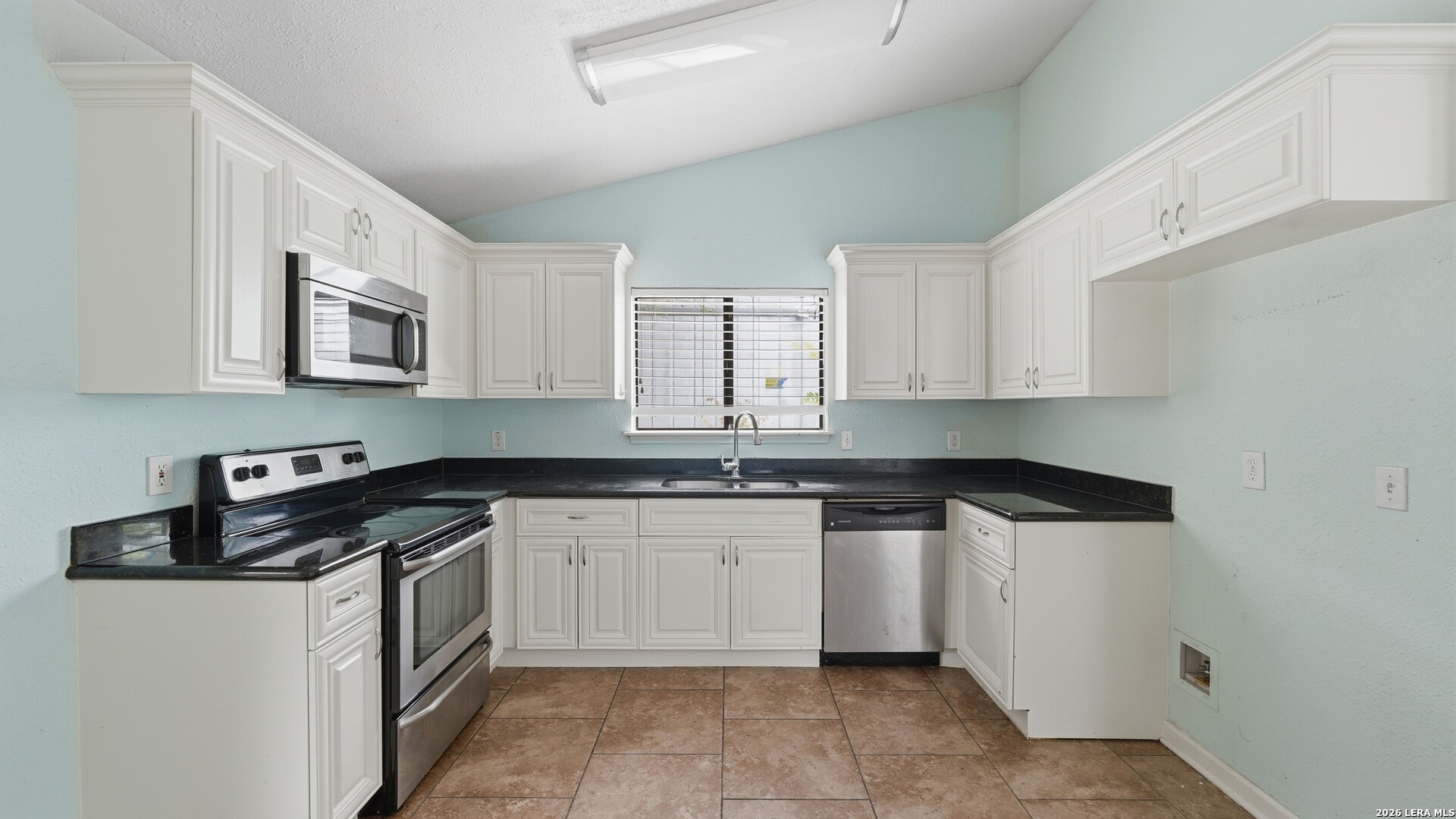 7214 Breeze Hollow San Antonio TX 78250