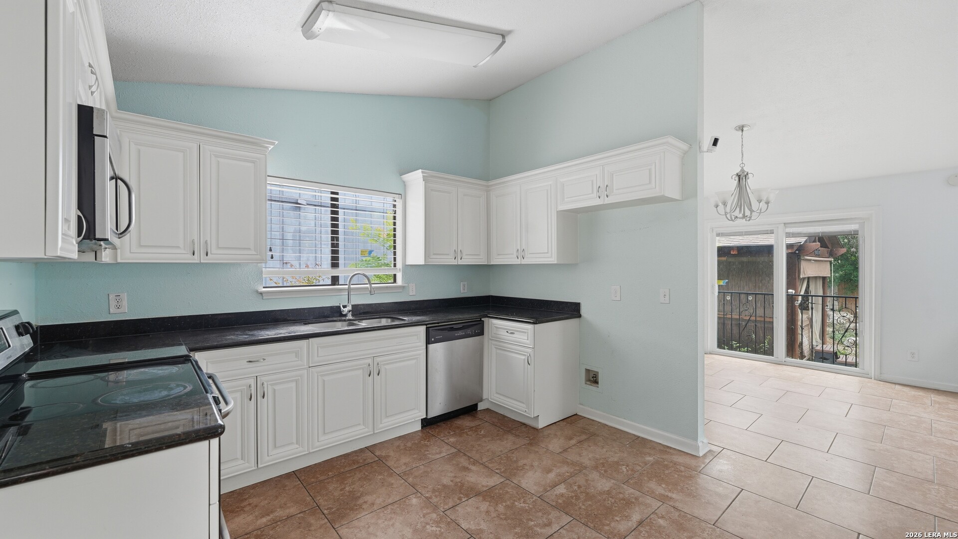 7214 Breeze Hollow San Antonio TX 78250