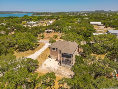 677 Circleview Drive Canyon Lake TX 78133