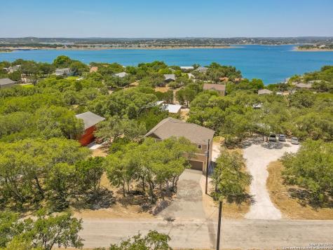677 Circleview Drive Canyon Lake TX 78133