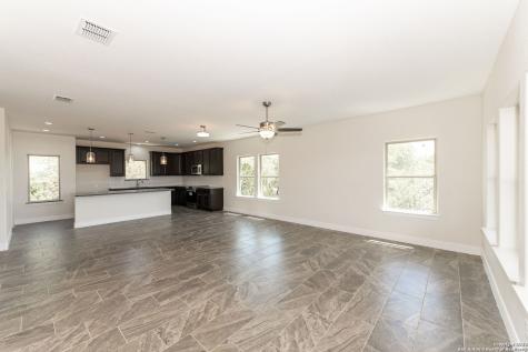 677 Circleview Drive Canyon Lake TX 78133
