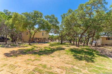 677 Circleview Drive Canyon Lake TX 78133
