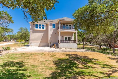 677 Circleview Drive Canyon Lake TX 78133