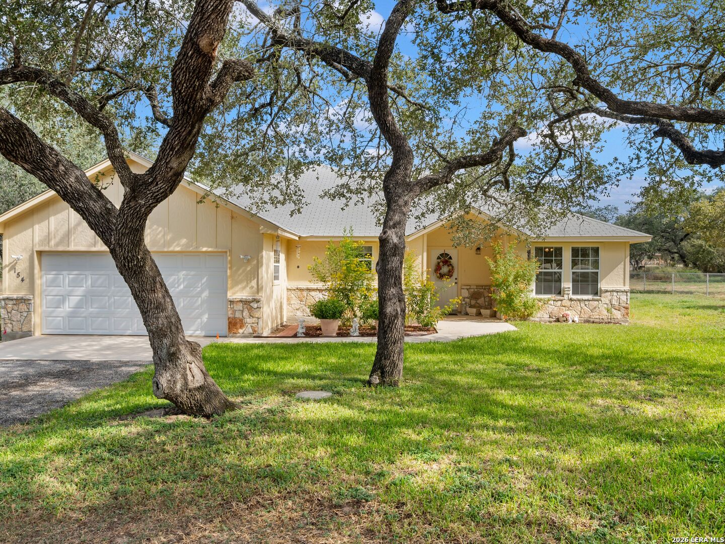 154 Red Fox Poteet TX 78065