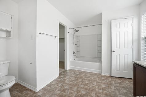 186 Granite Mist Universal City TX 78148