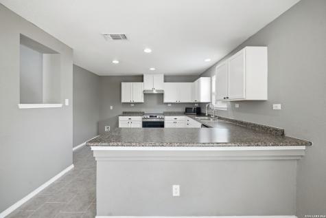 186 Granite Mist Universal City TX 78148