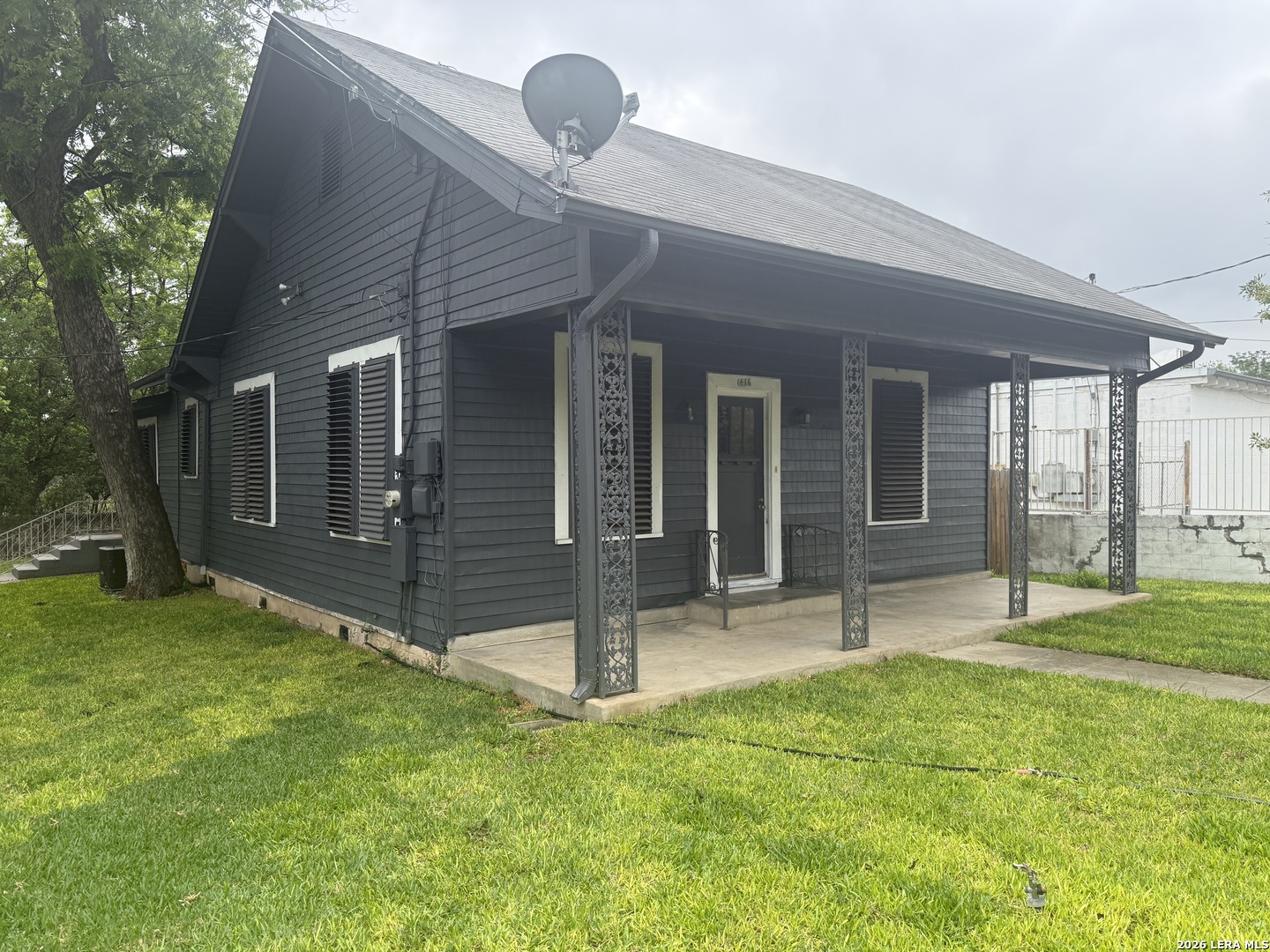 1416 N Trinity Street San Antonio TX 78207