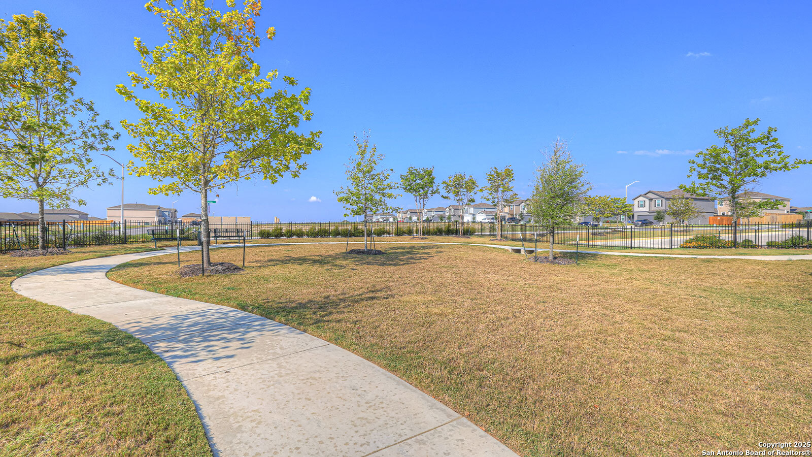 166 Surrey Oaks Maxwell TX 78656