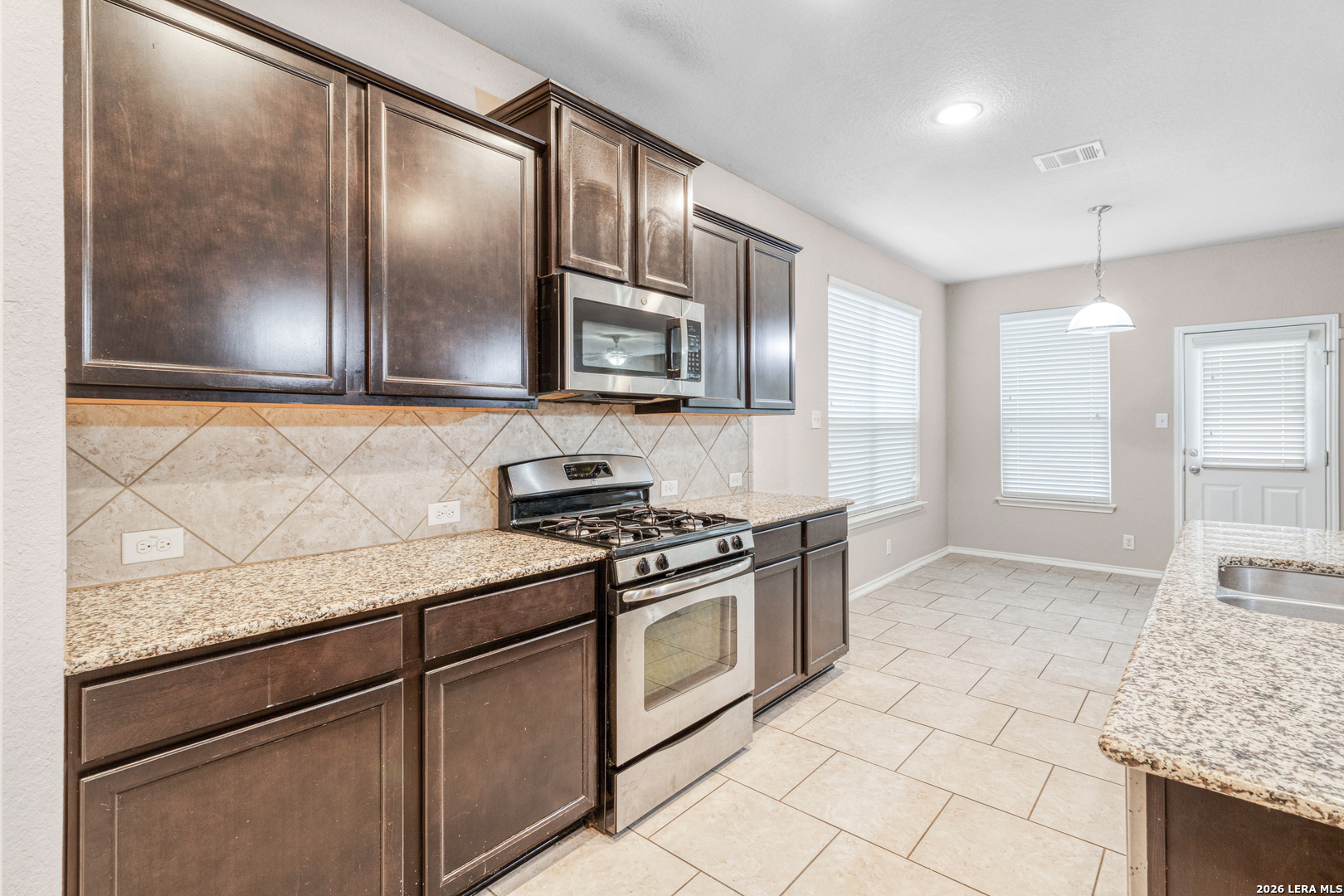 8715 Dove Oak Lane San Antonio TX 78254