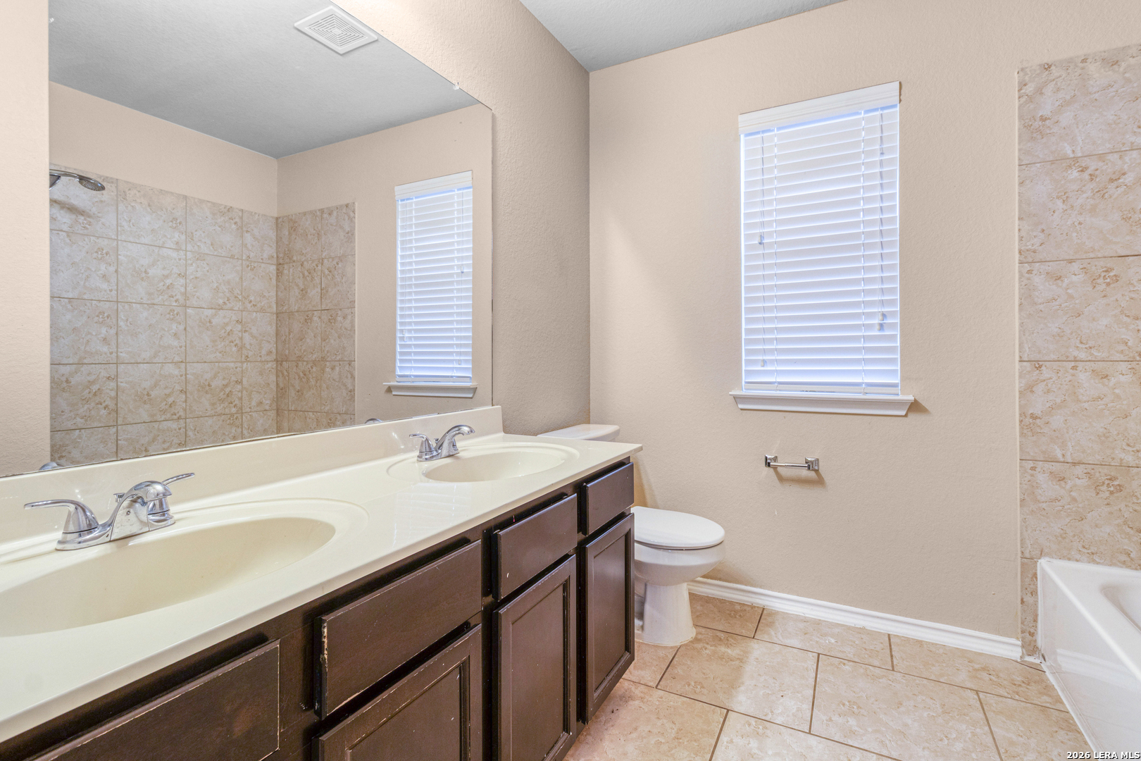 8715 Dove Oak Lane San Antonio TX 78254