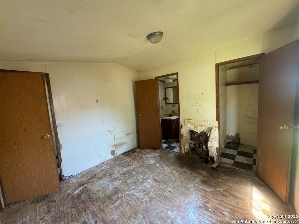 2907 Southern Breeze Hondo TX 78861