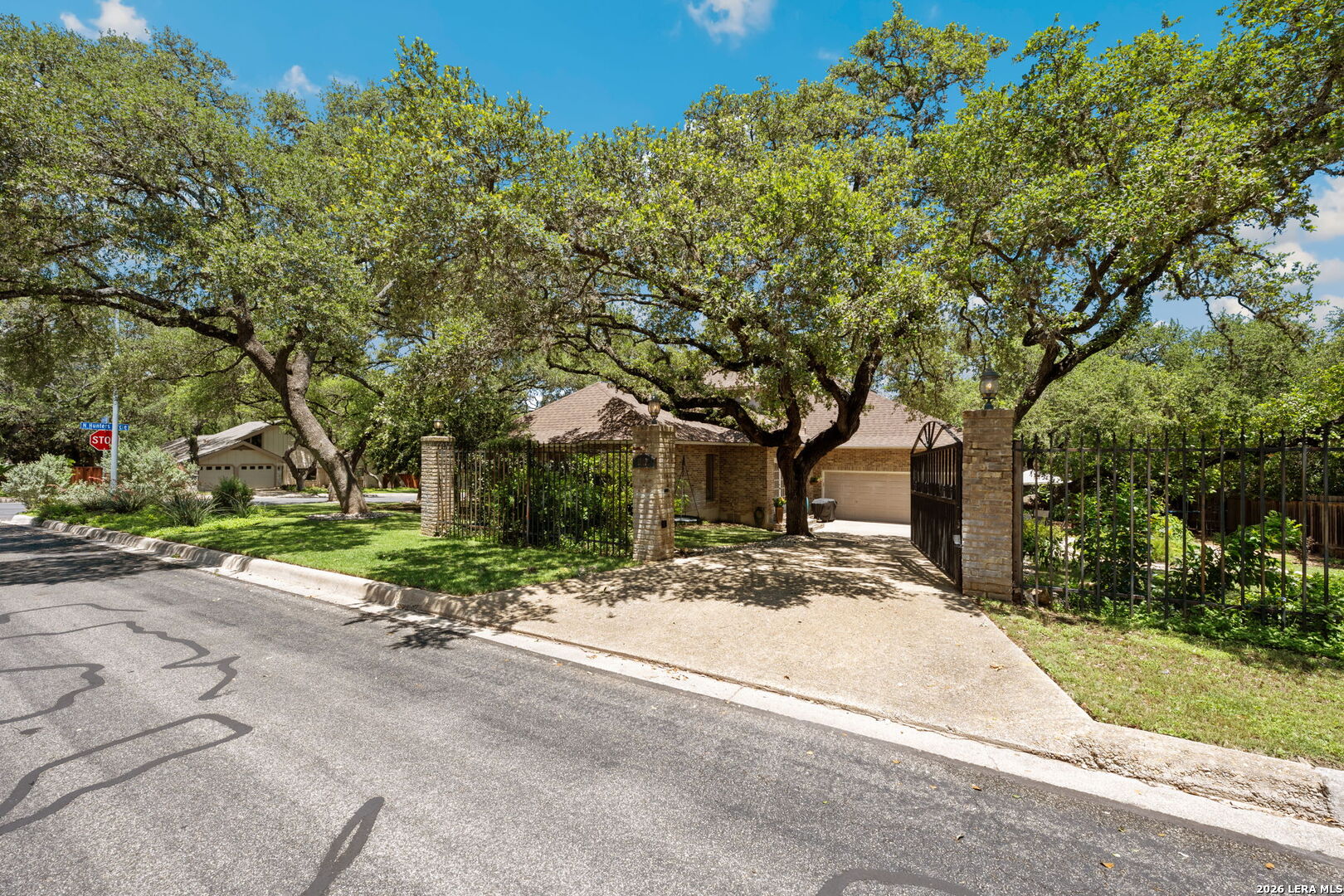 13102 N Hunters Circle San Antonio TX 78230