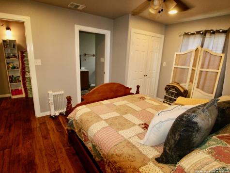 12365 Rudolph Road Atascosa TX 78002
