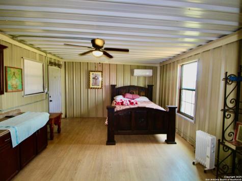 12365 Rudolph Road Atascosa TX 78002