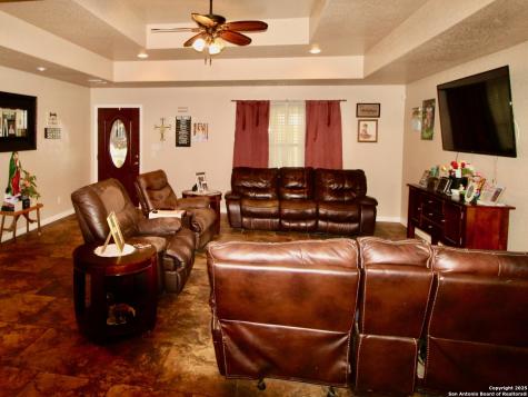 12365 Rudolph Road Atascosa TX 78002