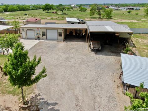 12365 Rudolph Road Atascosa TX 78002
