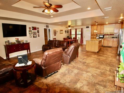 12365 Rudolph Road Atascosa TX 78002