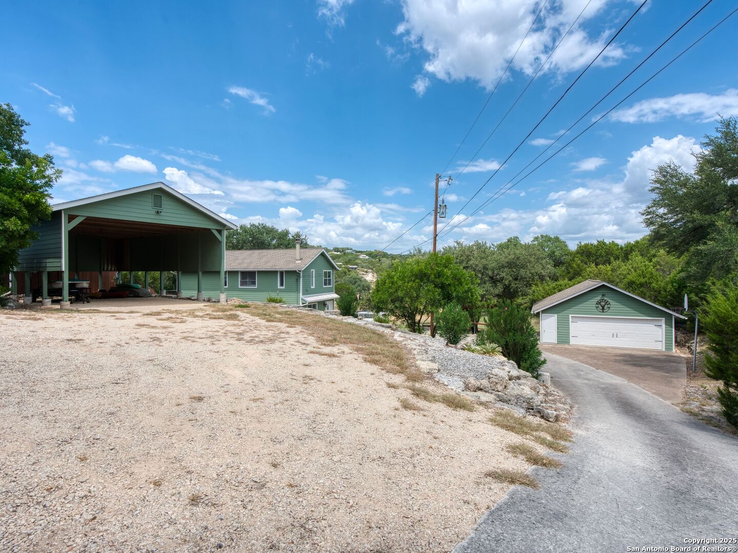 407 Nancy Canyon Lake TX 78133
