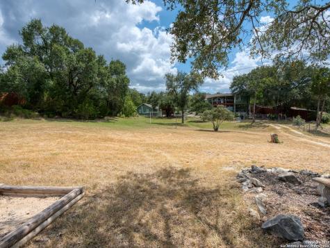407 Nancy Canyon Lake TX 78133