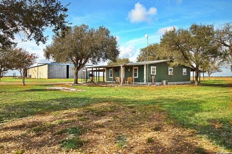 7017 County Road 2253 Sinton TX 78387