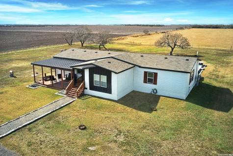 7017 County Road 2253 Sinton TX 78387