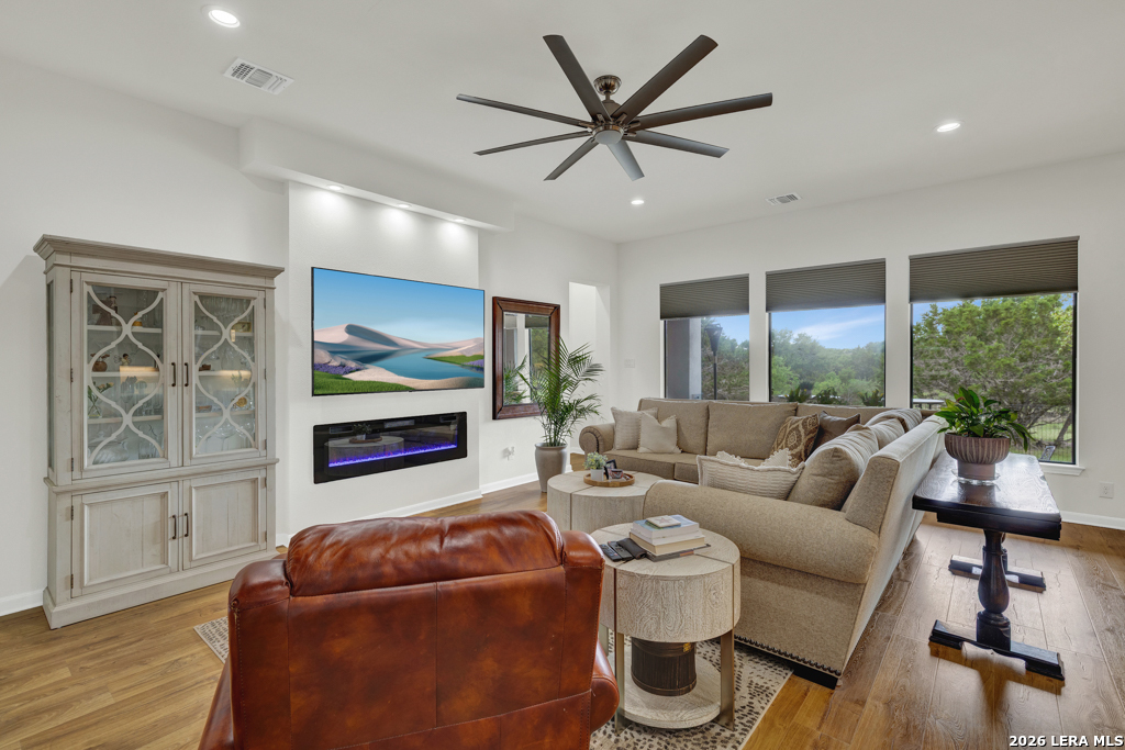 105 N John Bird Blanco TX 78606