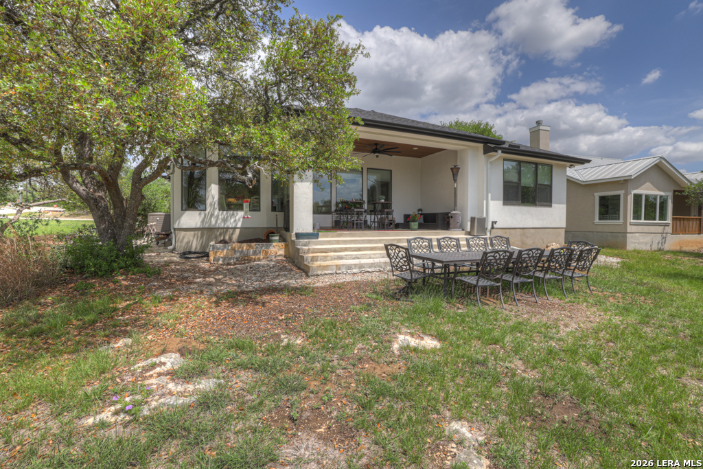 105 N John Bird Blanco TX 78606