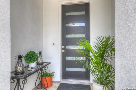 105 N John Bird Blanco TX 78606