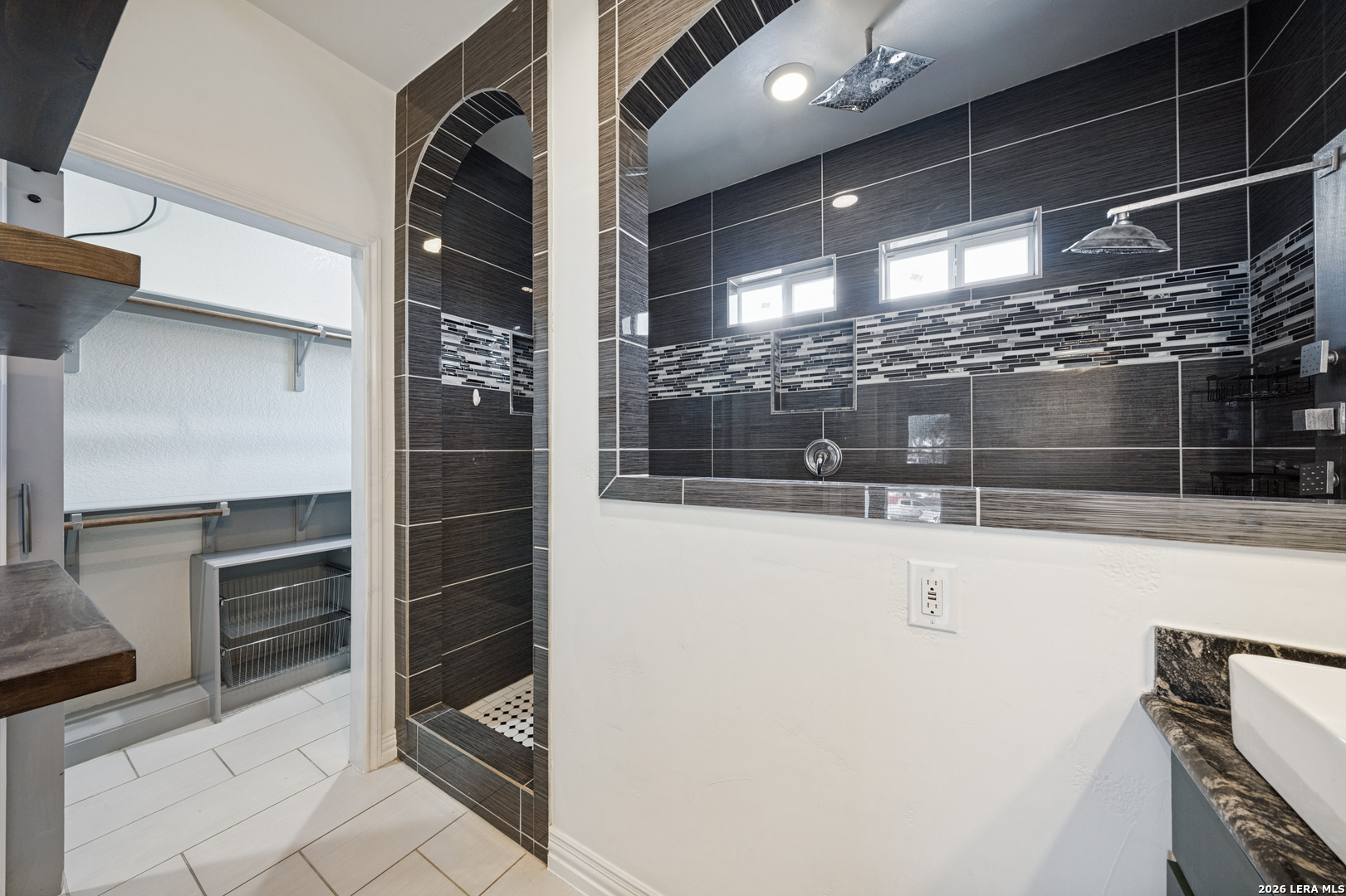 25375 Whispering Winds Drive San Antonio TX 78264