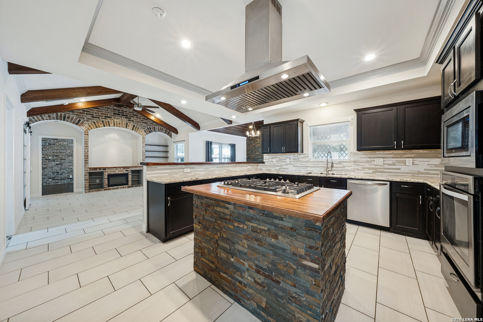 25375 Whispering Winds Drive San Antonio TX 78264
