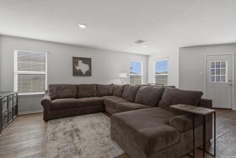 9711 Spotted Rose San Antonio TX 78254