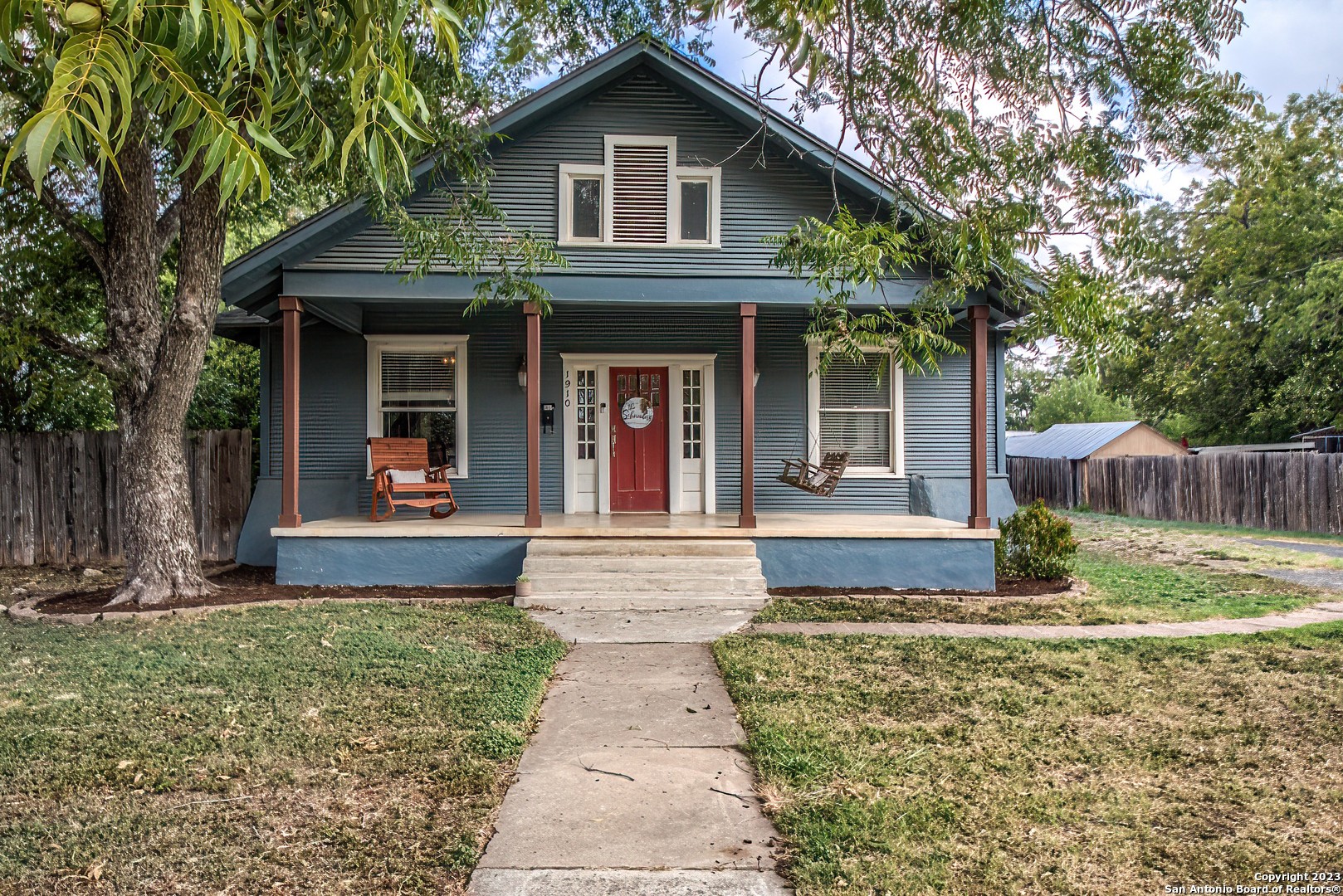 1910 21st Street Hondo TX 78861