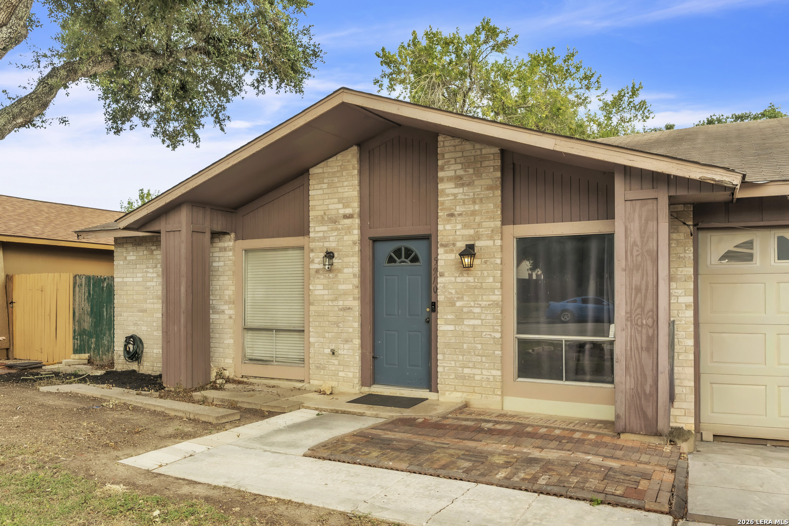 5910 Lake Pines Street San Antonio TX 78222