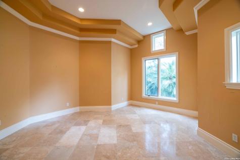22 Royal Gardens Drive San Antonio TX 78248