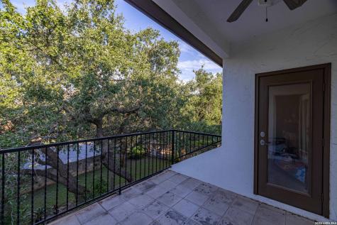 22 Royal Gardens Drive San Antonio TX 78248